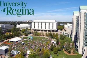 Trường đại học University of  Regina tại Canada